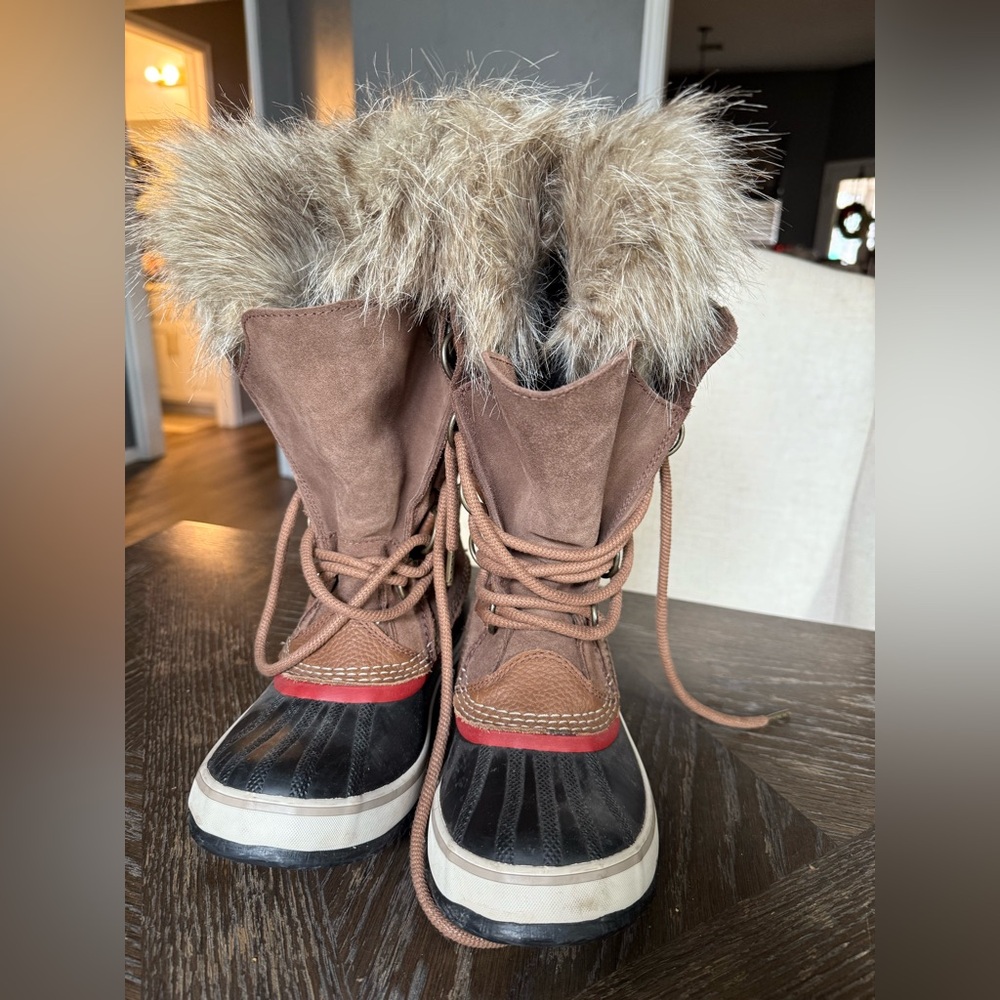 Sorel Women's Joan Of Arctic Boot Red Dahlia Size 7